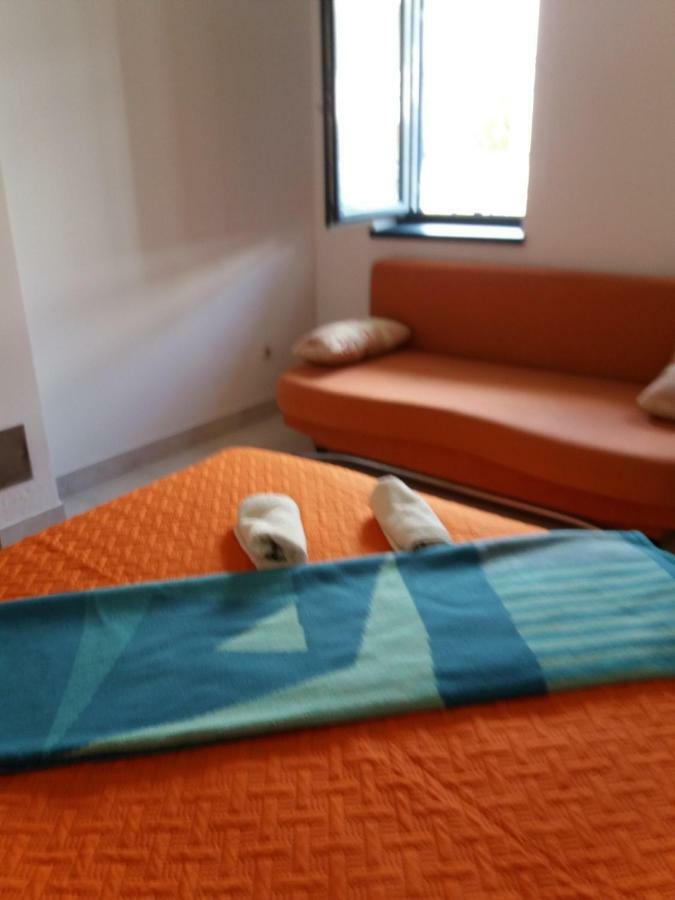 Apartman Koren Малинска Экстерьер фото
