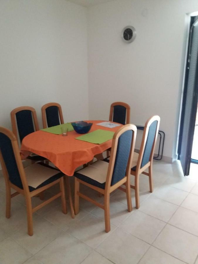 Apartman Koren Малинска Экстерьер фото